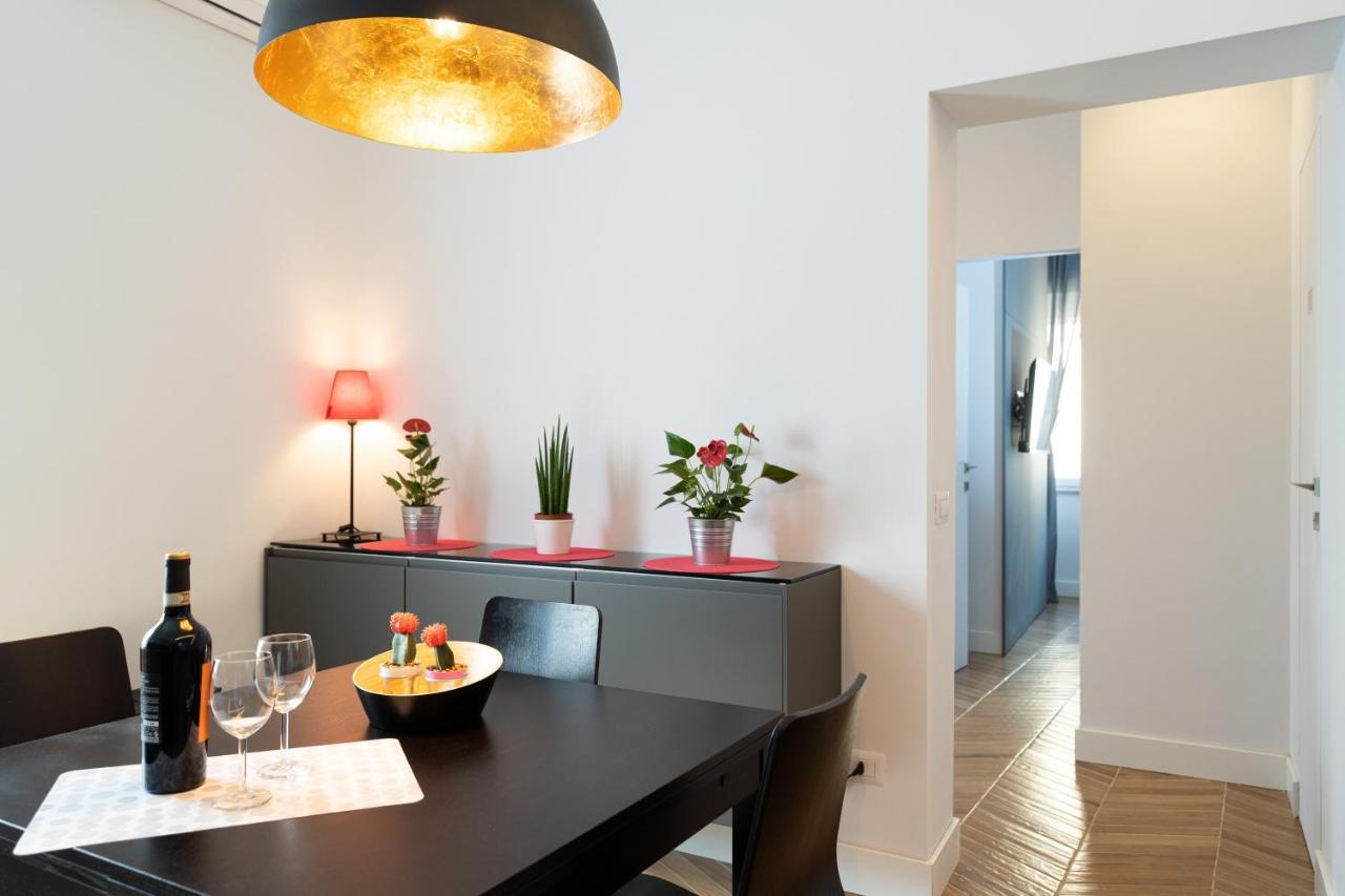 Colosseo Luxe Apartment In The Center Of Roma Exterior foto