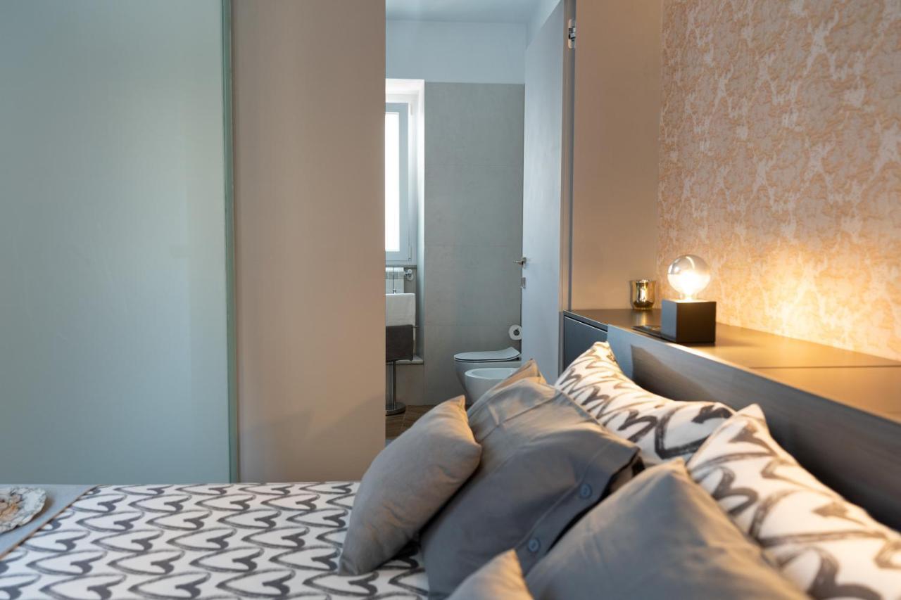 Colosseo Luxe Apartment In The Center Of Roma Exterior foto