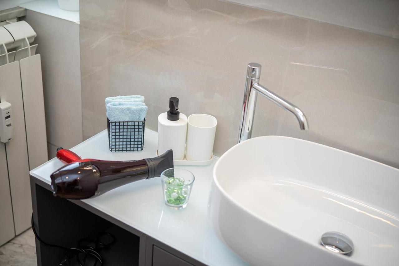 Colosseo Luxe Apartment In The Center Of Roma Exterior foto
