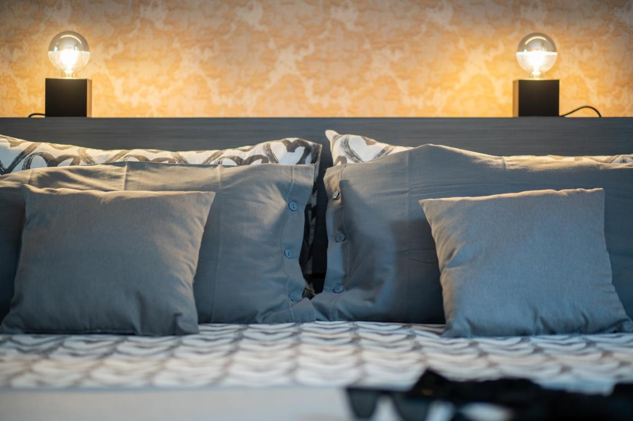 Colosseo Luxe Apartment In The Center Of Roma Exterior foto