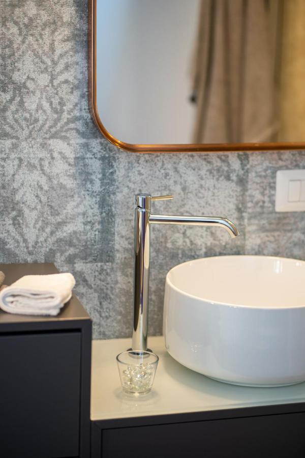 Colosseo Luxe Apartment In The Center Of Roma Exterior foto